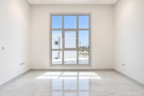 Vila u Al Rahba, Abu Dhabi, UAE 5 spavaćih soba, 1274.72 m2 Br. 766888 - fotografija 8