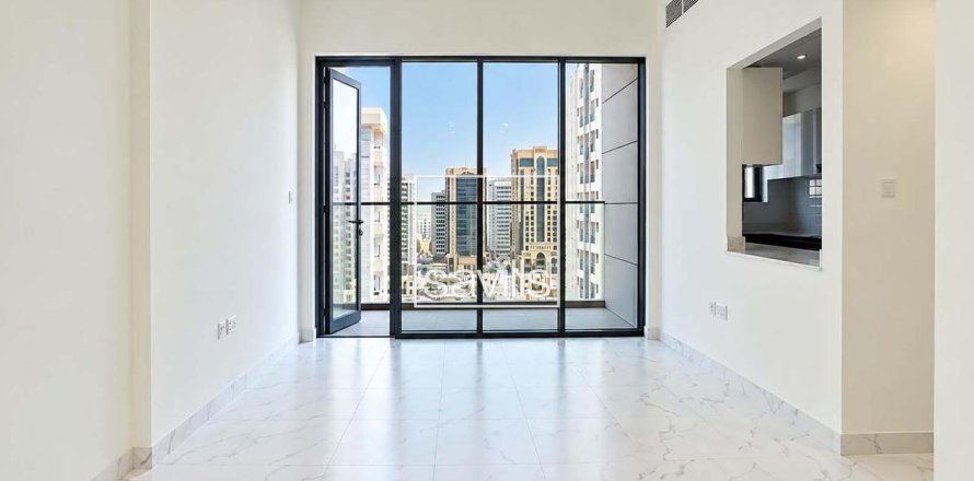 Wohnung in Al Khalidiya, Abu Dhabi, VAE: 2 Schlafzimmer, 112.97 m2 Nr. 766887