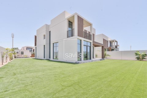 Villa zur Miete in Abu Dhabi, VAE 4 Schlafzimmer, 888.15 m2 Nr. 766886 - Foto 2