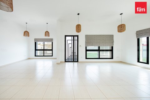 Al Barsha、Dubai、UAE にあるヴィラの賃貸物件 5ベッドルーム、929 m2、No760095 - 写真 3