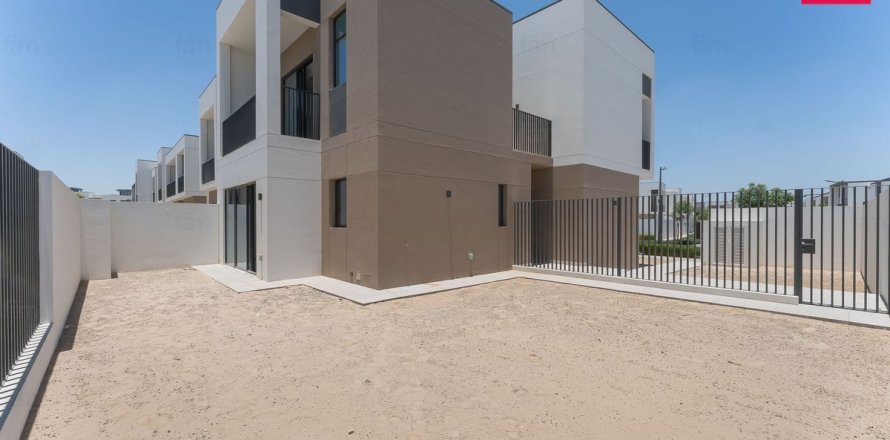 Ridamaja asukohaga Dubai, AÜE: 4 magamistoaga, 287.2 m² Nr 760092