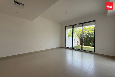 Casa urbana para arrendamento em Dubai Hills Estate, Dubai, EAU 3 quartos, 196 m2 № 760094 - foto 2