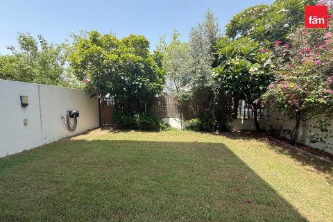 Casa urbana para arrendamento em Dubai Hills Estate, Dubai, EAU 3 quartos, 196 m2 № 760094 - foto 4
