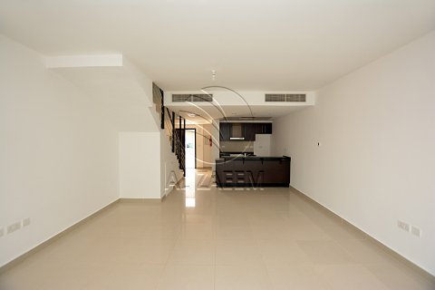 Villa itt: Abu Dhabi, EAE, 3 hálószoba, 174 m², azonosító: 662819 - fénykép 2