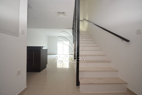 Villa itt: Abu Dhabi, EAE, 3 hálószoba, 174 m², azonosító: 662819 - fénykép 4