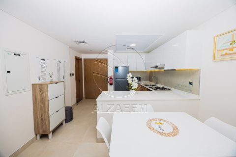 Apartament de închiriat în Al Reem Island, Abu Dhabi, EAU 2 dormitoare, 71 mp. №662818 - poză 3