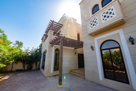 Villa itt: Mudon, Dubai, EAE, 4 hálószoba, 372 m², azonosító: 648679 - fénykép 5