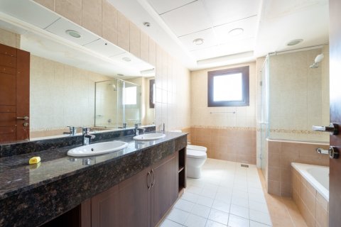 Villa itt: Mudon, Dubai, EAE, 4 hálószoba, 372 m², azonosító: 648679 - fénykép 1