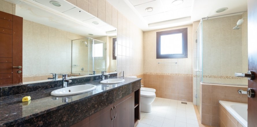 Villa itt: Mudon, Dubai, EAE, 4 hálószoba, 372 m², azonosító: 648679
