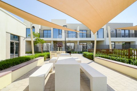 Villa Dubai South (Dubai World Central), Dubaijā, AAE 4 istabas, 236 m2 Nr. 648676 - attēls 5