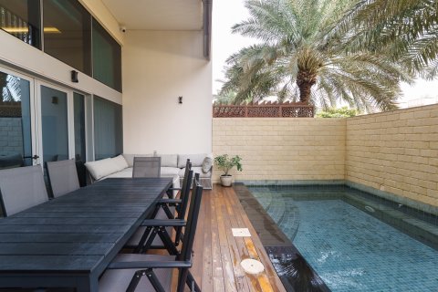 Rumah bandar di Al Raha Beach, Abu Dhabi, UAE 4 bilik tidur, 622.22 meter persegi № 749092 - foto 22