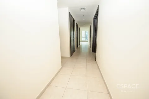 Apartment in Dubai Marina, UAE 3 bedrooms, 191 sq.m. № 661271 - photo 10