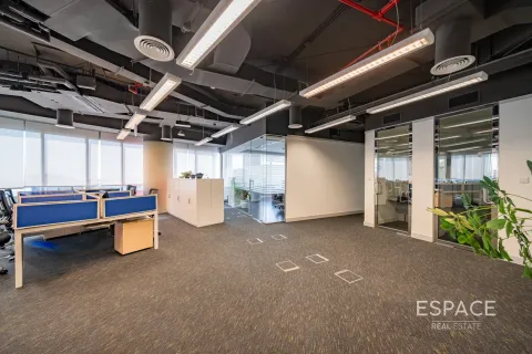 Toimisto Jumeirah Lake Towers, Dubai, Arabiemiraatit 704 m2 № 661268 - kuva 8