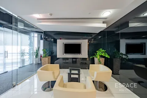 Toimisto Jumeirah Lake Towers, Dubai, Arabiemiraatit 704 m2 № 661268 - kuva 3