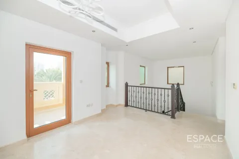 Üürile anda villa asukohaga Al Furjan, Dubai, AÜE: 3 magamistoaga, 357 m² Nr 661267 - pilt 5