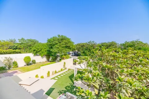 Városi lakóépület itt: Arabian Ranches, Dubai, EAE, 3 hálószoba, 226 m², azonosító: 661269 - fénykép 15