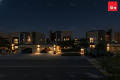 Huvila Al Barsha, Dubai, Arabiemiraatit 3 makuuhuonetta, 323.5 m2 № 708223 - kuva 7