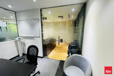 Oficiu de închiriat în Business Bay, Dubai, EAU 110.5 mp.  №695275 - poză 12