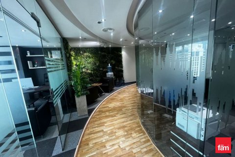 Oficiu de închiriat în Business Bay, Dubai, EAU 110.5 mp.  №695275 - poză 8