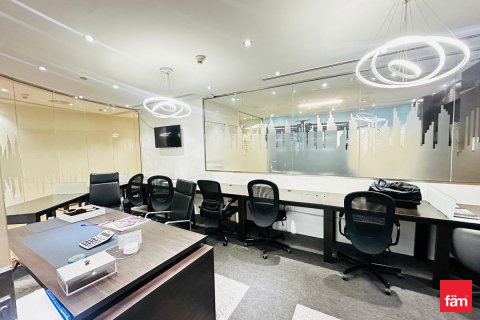 Зняти в оренду офіс в Бизнес-Бэй, Дубай, ОАЕ 110.5м2, № 695275 - фото 13