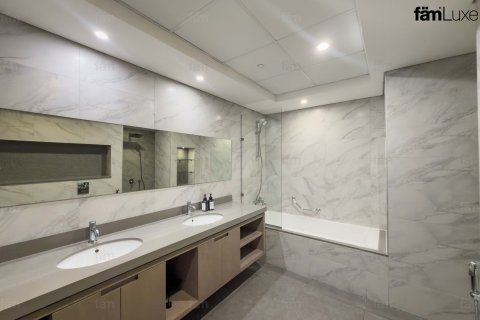 Apartment in Downtown Dubai (Downtown Burj Dubai), UAE 3 bedrooms, 198.5 sq.m. № 695274 - photo 20