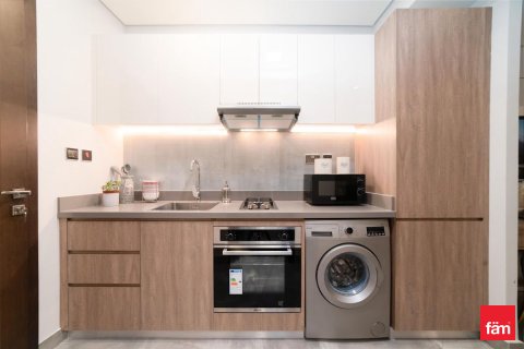 Apartment in Dubai, UAE 2 bedrooms, 104 sq.m. № 695276 - photo 5