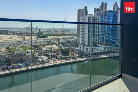 Apartment in Business Bay, Dubai, UAE 50.4 sq.m. № 647720 - photo 1