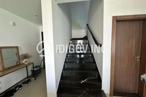 Řadový dům v Mudon, Dubai, SAE 3 ložnice, 160 m² Č.: 630871 - fotografie 9