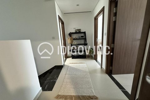 Řadový dům v Mudon, Dubai, SAE 3 ložnice, 160 m² Č.: 630871 - fotografie 13