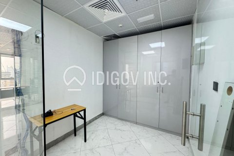 Business Bay, Dubai, UAE의 판매용 사무실 102제곱미터 번호 630876 - 사진 12