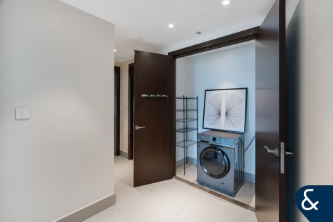 Dzīvoklis Burj Khalifa, Dubaijā, AAE 2 istabas, 127 m2 Nr. 698168 - attēls 16