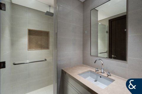 Dzīvoklis Burj Khalifa, Dubaijā, AAE 2 istabas, 127 m2 Nr. 698168 - attēls 15