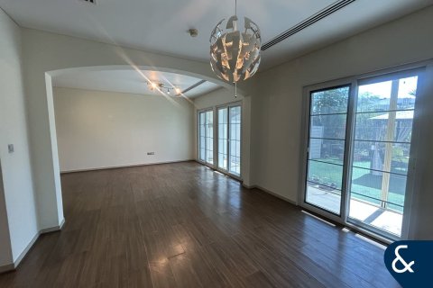 Jumeirah Village Triangle, Dubai, संयुक्त अरब अमीरात में टाउनहाउस, 3 बेडरूम, 240 वर्ग मीटर, संख्या 698172 - फ़ोटो 5