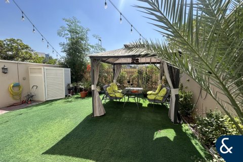 Jumeirah Village Triangle, Dubai, संयुक्त अरब अमीरात में टाउनहाउस, 3 बेडरूम, 240 वर्ग मीटर, संख्या 698172 - फ़ोटो 1