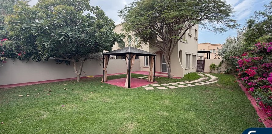 Villa itt: The Springs, Dubai, EAE, 2 hálószoba, 359 m², azonosító: 698167