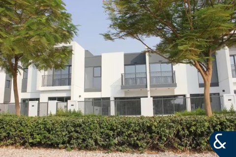 Βίλα σε Dubai Land, Dubai, ΗΑΕ 3 υπνοδωμάτια, 175 τ.μ. Αρ. 698173 - φωτογραφία 3