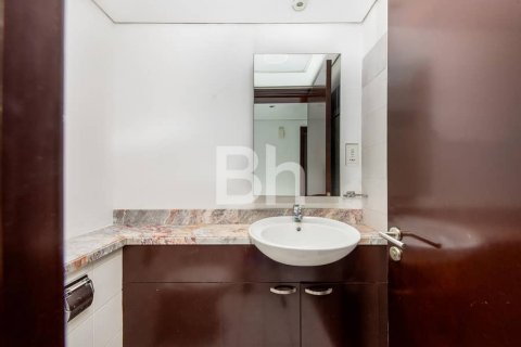Apartamento para arrendamento em Dubai Marina, Dubai, EAU 3 quartos, 172 m2 № 643596 - foto 8