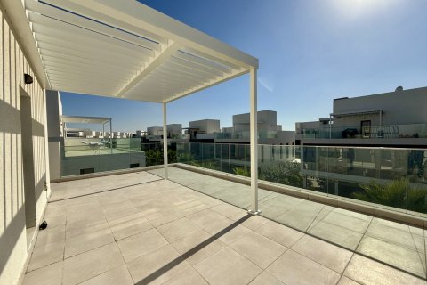 Radový dom v Dubai, SAE 4 spálne, 319 m2 č. 709729 - Fotografia 15