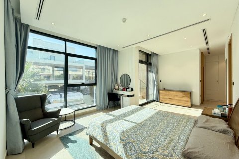 Radový dom v Dubai, SAE 4 spálne, 319 m2 č. 709729 - Fotografia 12