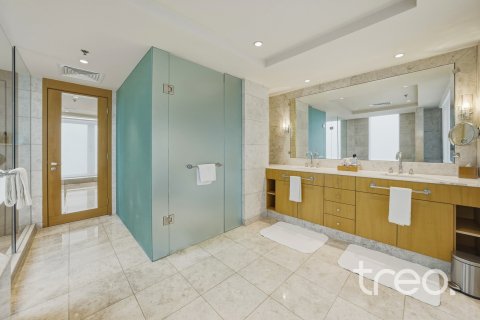 Apartment in DIFC, Dubai, UAE 4 bedrooms, 256.04 sq.m. № 739293 - photo 13