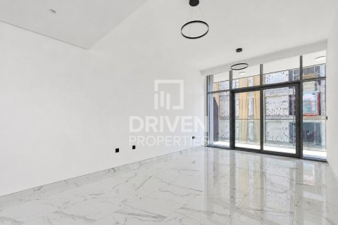 Apartman u gradu Business Bay, Dubai, UAE 1 spavaća soba, 90.12 m2 Br. 755967 - Slika 2