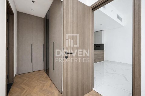 Apartman u gradu Business Bay, Dubai, UAE 1 spavaća soba, 90.12 m2 Br. 755967 - Slika 12