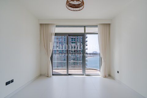 Apartmen di Dubai Harbour, UAE 1 bilik tidur, 69.02692900 meter persegi № 651624 - foto 8