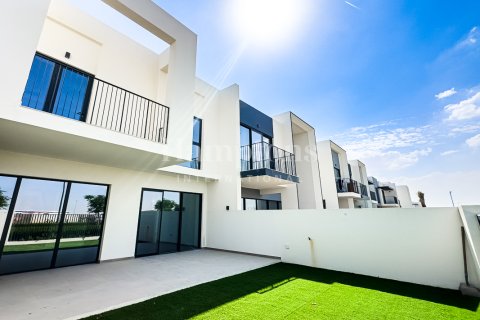 Radhus uthyres i The World Islands, Dubai, UAE 3 sovrum, 173.99988676 kvm Nr. 651625 - fotografi 1