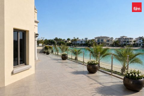 Villa à louer à Palm Jumeirah, Dubai, EAU 5 chambres, 657.1 m2 № 751210 - photo 15