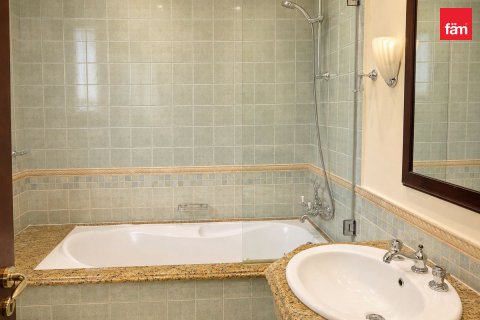 Villa à louer à Palm Jumeirah, Dubai, EAU 5 chambres, 657.1 m2 № 751210 - photo 14