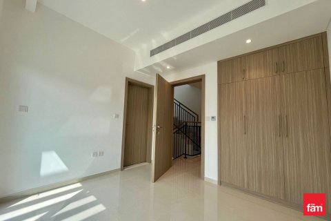 Shtëpi në qytet në Dubai, Emiratet e Bashkuara Arabe 3 dhoma gjumi, 112.2 m2. № 678366 - Foto 15