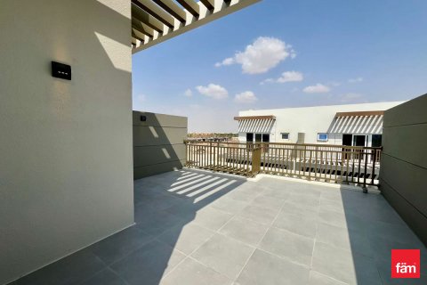 Shtëpi në qytet në Dubai, Emiratet e Bashkuara Arabe 3 dhoma gjumi, 112.2 m2. № 678366 - Foto 2