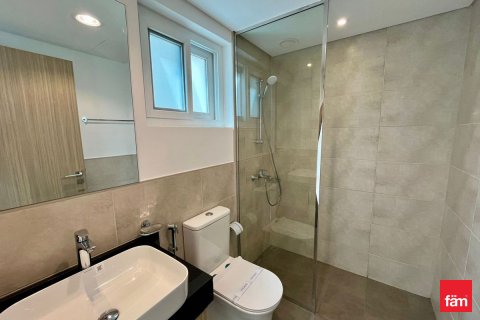 Shtëpi në qytet në Dubai, Emiratet e Bashkuara Arabe 3 dhoma gjumi, 112.2 m2. № 678366 - Foto 10