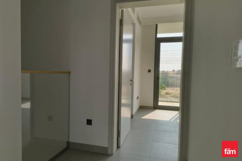 Villa itt: Dubai, EAE, 3 hálószoba, 144.8 m², azonosító: 678367 - fénykép 9